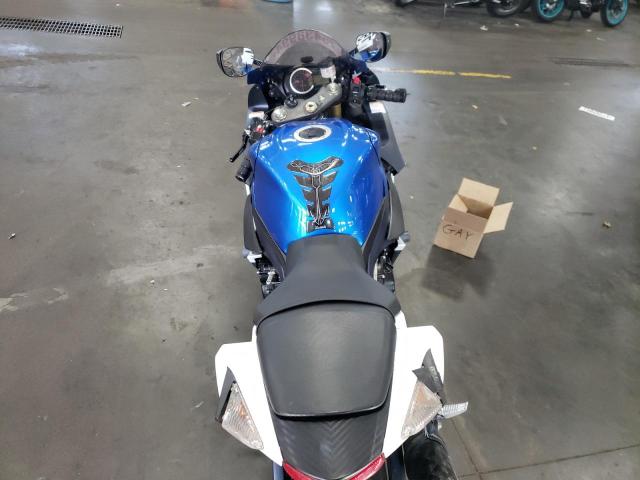 2011 SUZUKI GSX750 - JS1GR7MA8B2102924