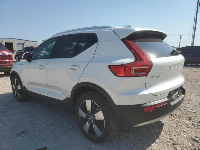 VOLVO XC40 T5 MO 2021 white  gas YV4162UKXM2457917 photo #3