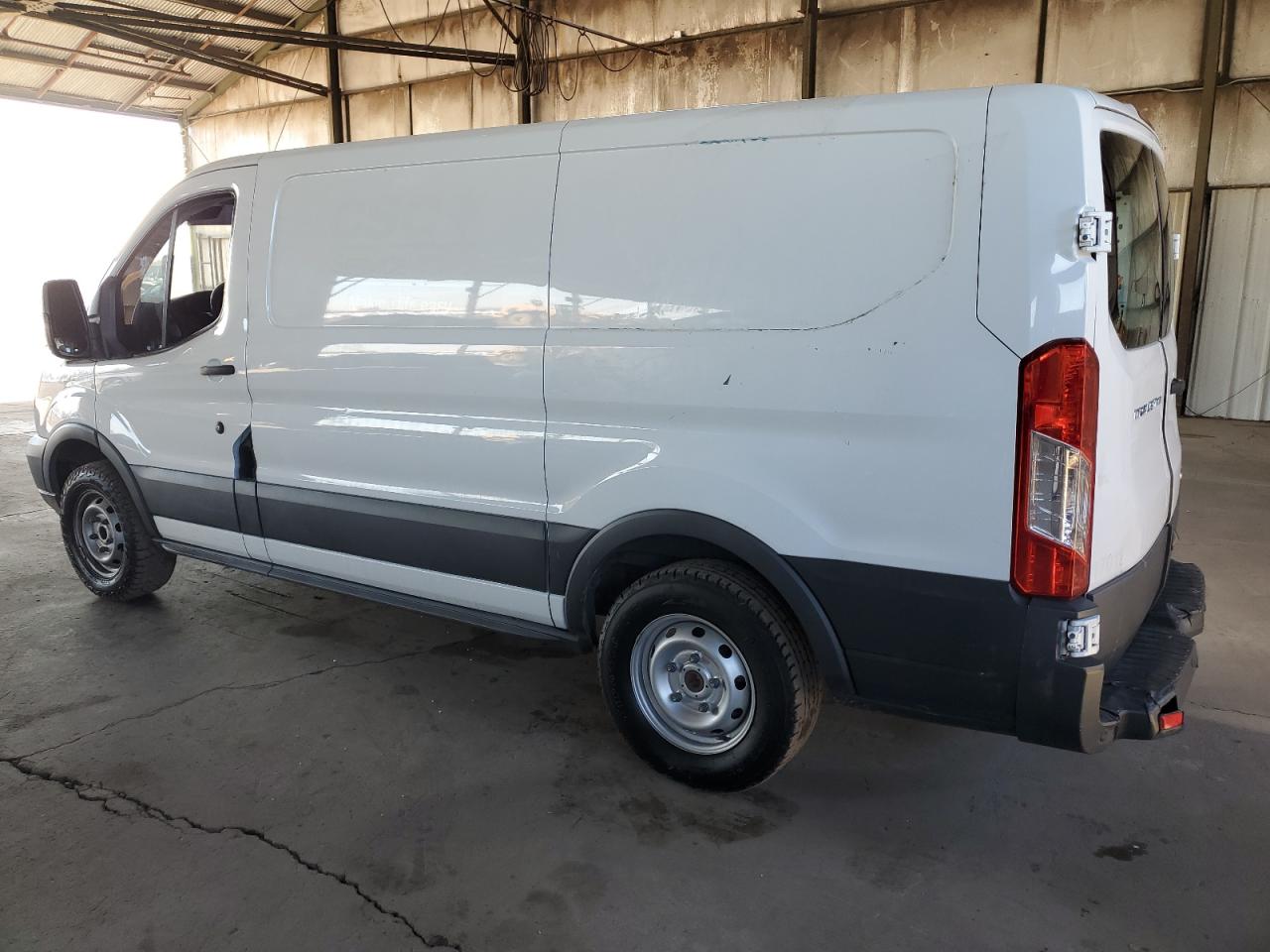 Lot #2993309843 2017 FORD TRANSIT T-