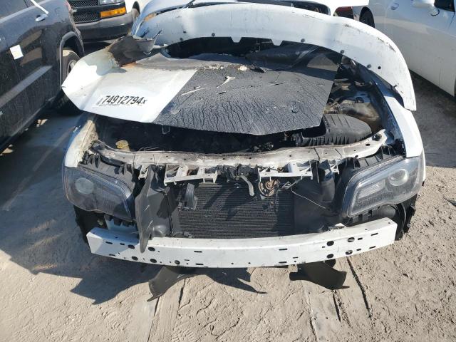 VIN 2C3CCAEG8EH182991 2014 Chrysler 300C no.5