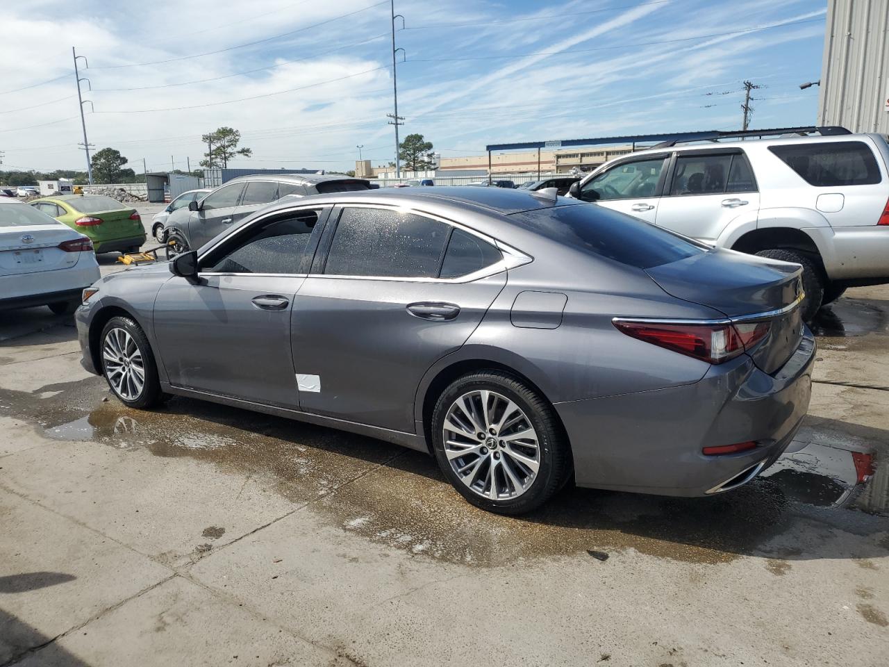 Lot #2952876781 2020 LEXUS ES 350