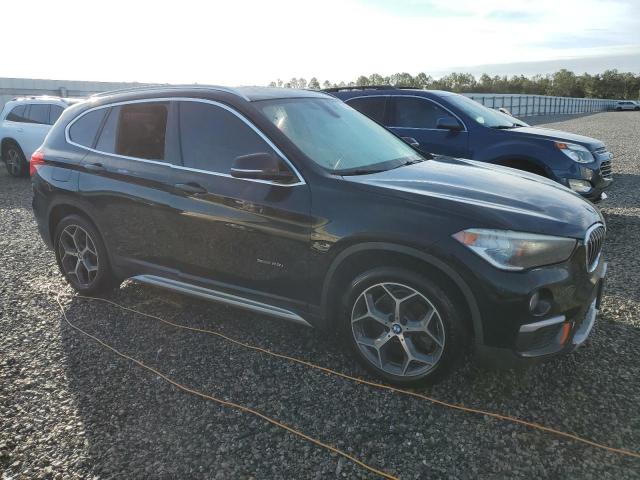 VIN WBXHU7C39H5H33206 2017 BMW X1 no.4