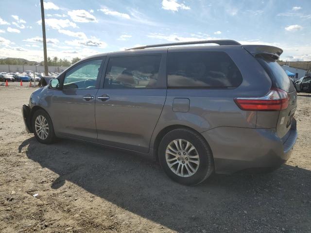 VIN 5TDYK3DC9GS749793 2016 Toyota Sienna, Xle no.2