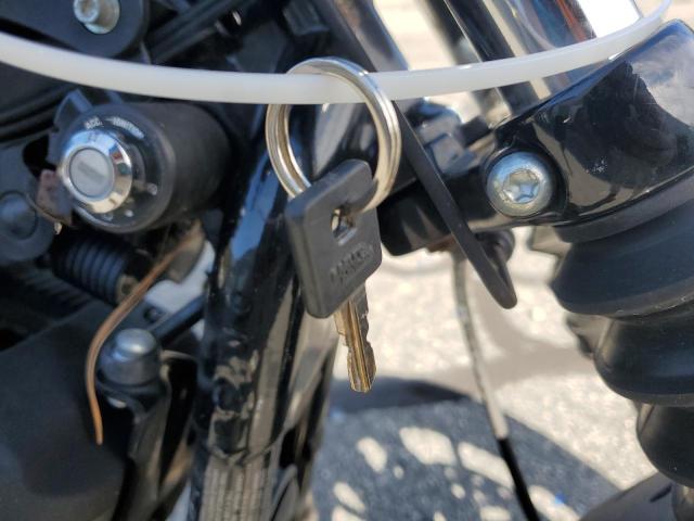 2011 HARLEY-DAVIDSON XL883 N - 1HD4LE211BC406008