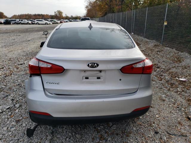 VIN KNAFK4A60F5406013 2015 KIA FORTE no.6