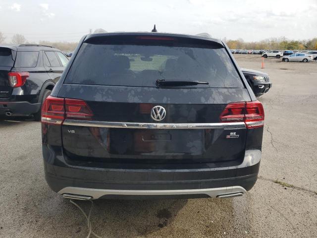 2018 VOLKSWAGEN ATLAS SE - 1V2LR2CA7JC556131