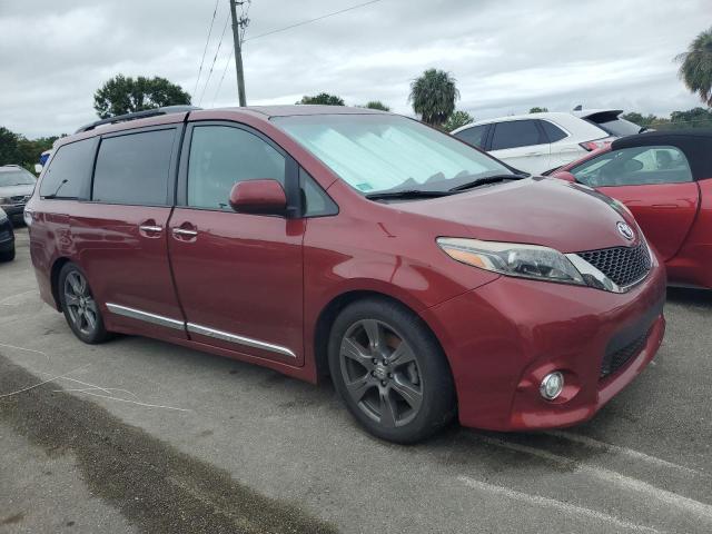 VIN 5TDXZ3DC1HS873260 2017 Toyota Sienna, SE no.4