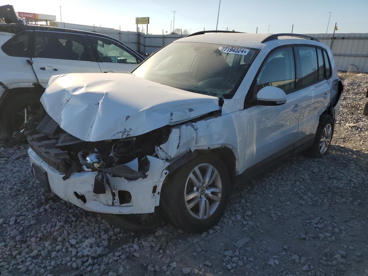 VOLKSWAGEN TIGUAN S