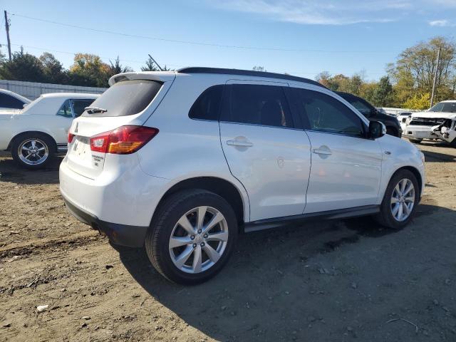 2015 MITSUBISHI OUTLANDER - 4A4AP4AW2FE046749