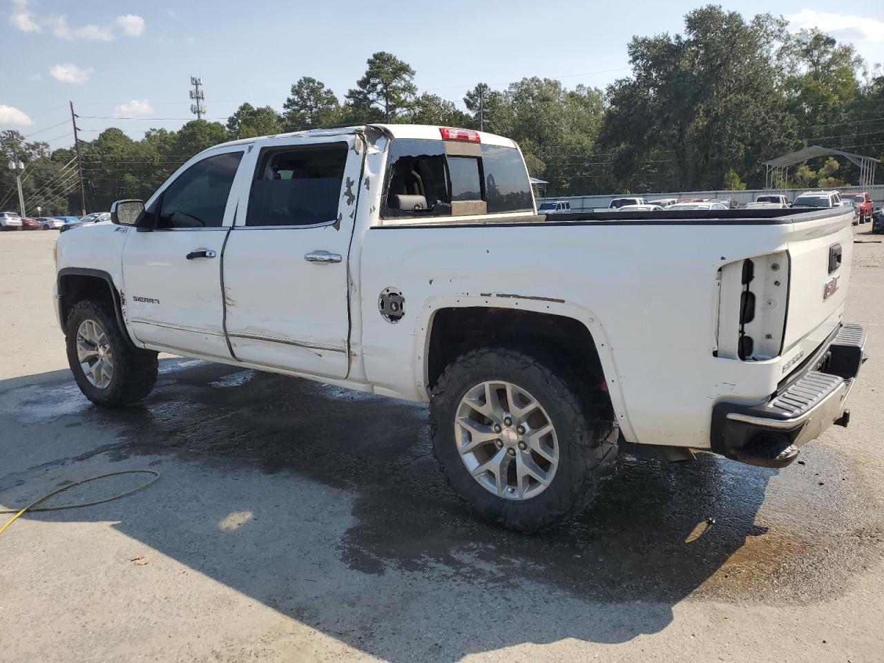 Lot #2907394112 2015 GMC SIERRA K15