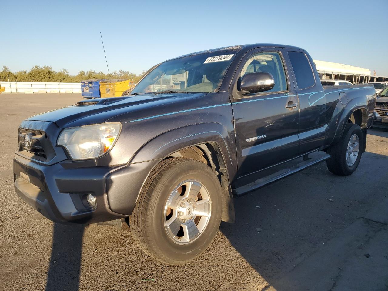 Toyota Tacoma 2015 Delux Grade