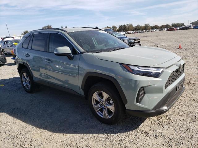 2022 TOYOTA RAV4 XLE - 2T3P1RFV3NW315414