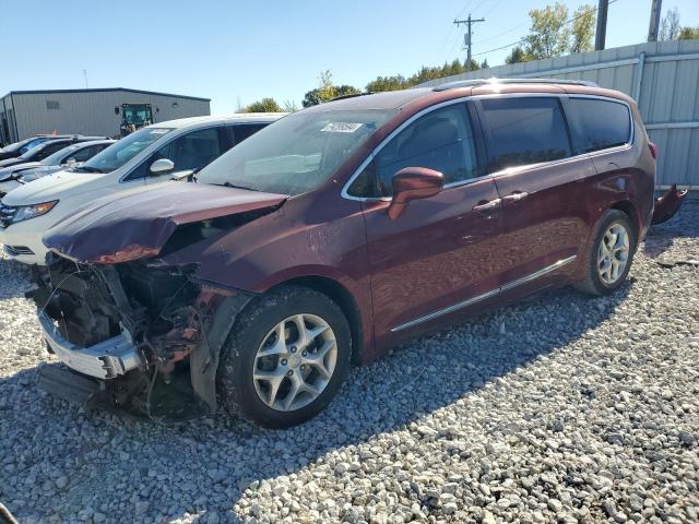 VIN 2C4RC1EG3JR193696 2018 Chrysler Pacifica, Touri... no.1