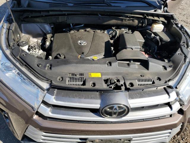 VIN 5TDJZRFH1HS434951 2017 Toyota Highlander, SE no.12