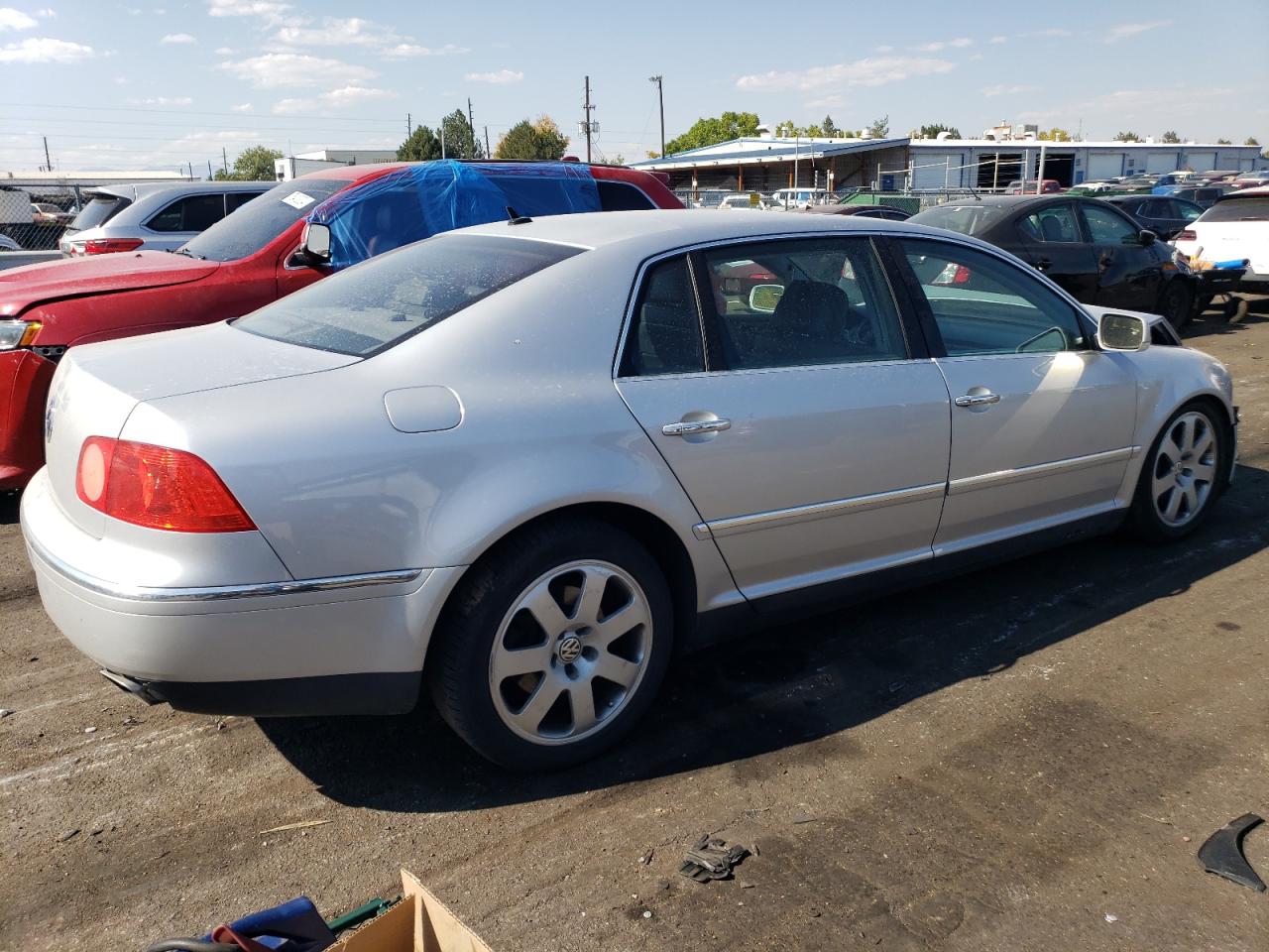 Lot #2909965072 2004 VOLKSWAGEN PHAETON 4.