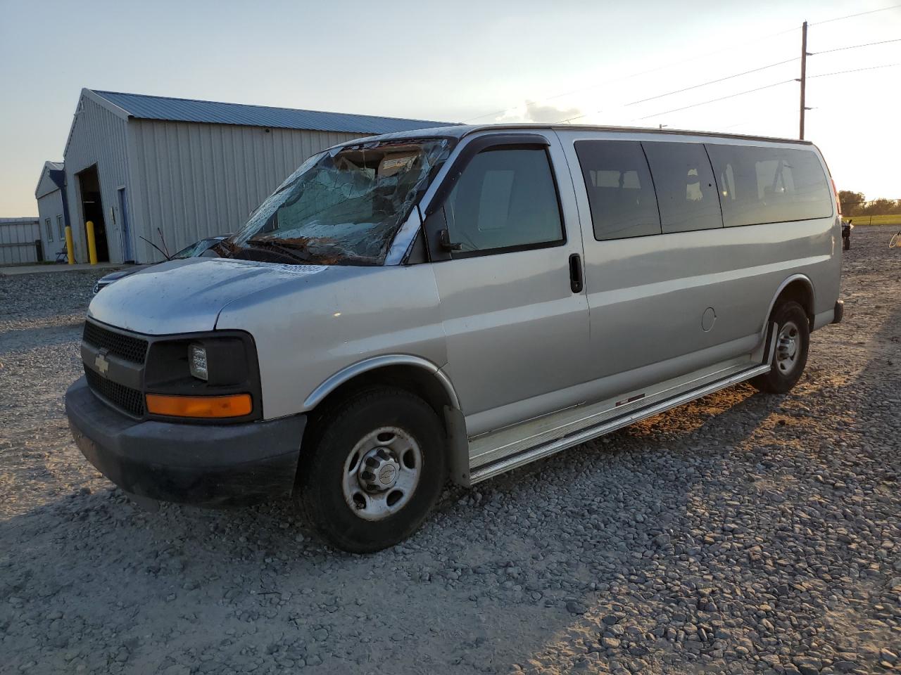 Chevrolet Express 2010 LS EXT