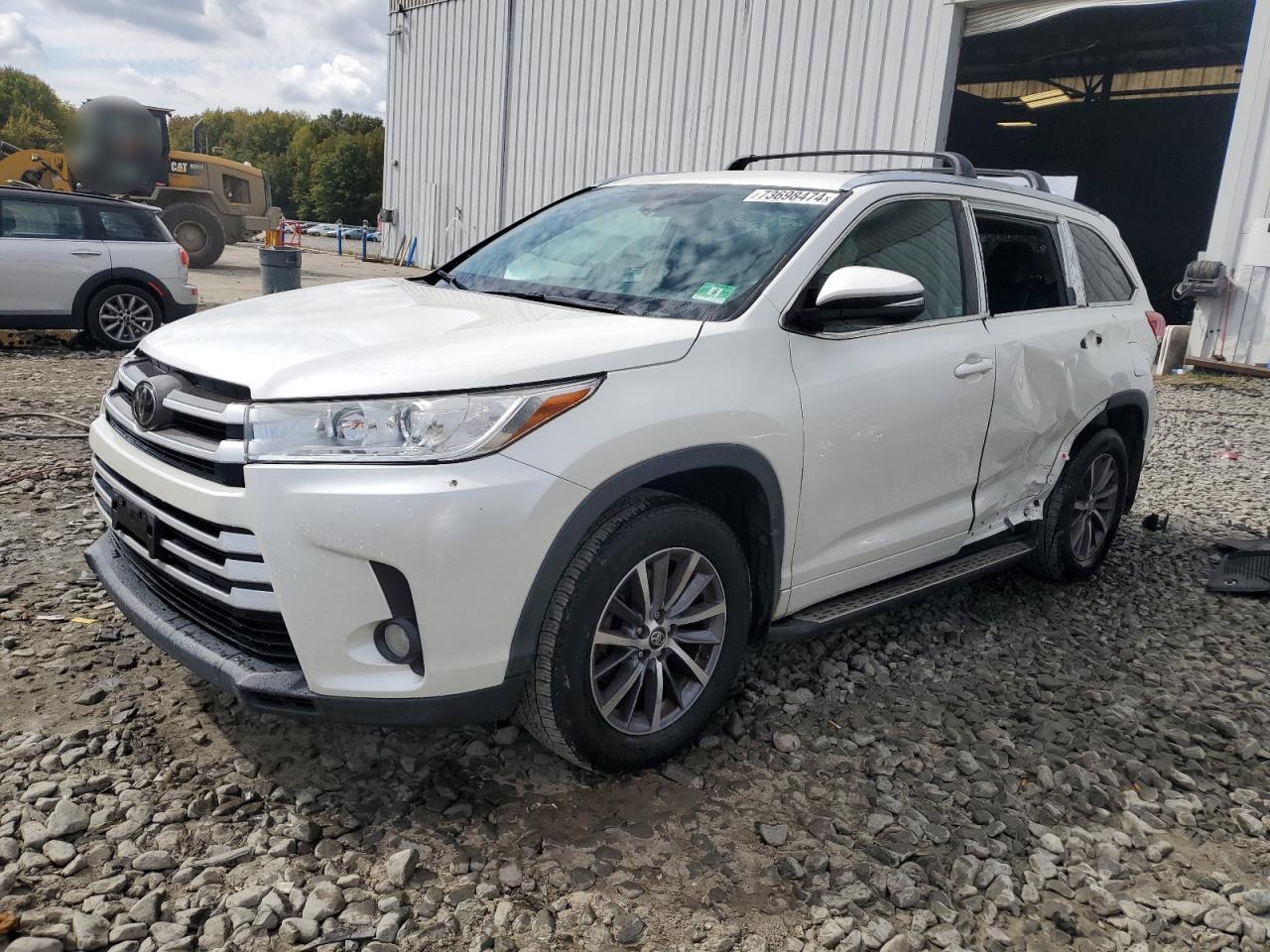 TOYOTA HIGHLANDER SE