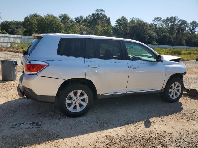 VIN 5TDBK3EH8DS267778 2013 Toyota Highlander, Base no.3