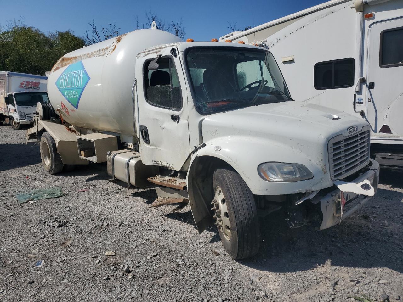 Lot #2974791117 2017 FREIGHTLINER M2 106 MED