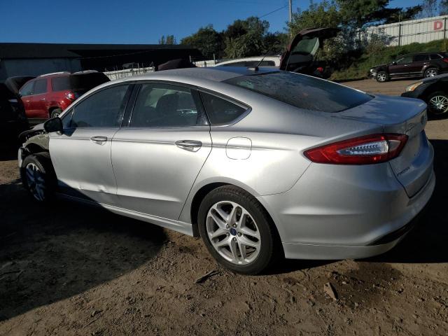 VIN 1FA6P0H73E5402070 2014 Ford Fusion, SE no.2