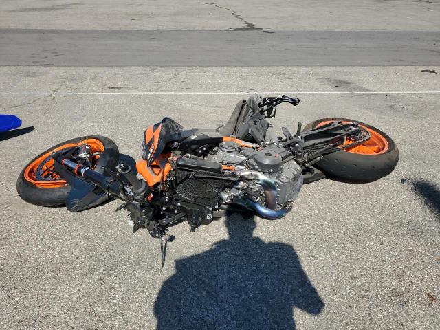 2023 KTM 890 DUKE R VBKTU9403PM849220