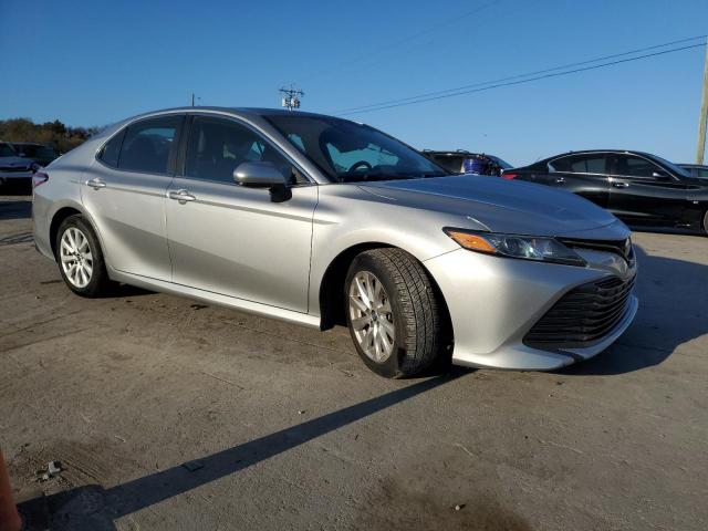 VIN 4T1B11HK0JU136250 2018 Toyota Camry, L no.4