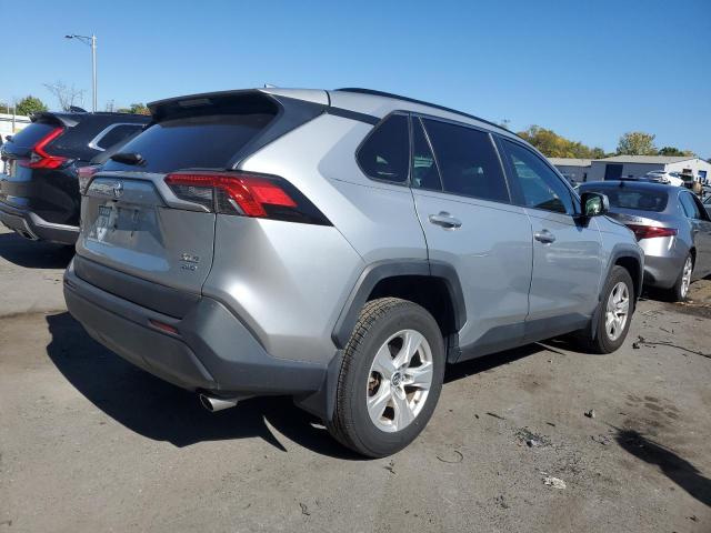 2019 TOYOTA RAV4 XLE - JTMP1RFV8KJ009416