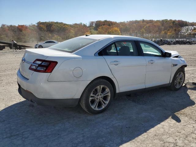 2015 FORD TAURUS SE 1FAHP2D87FG199175