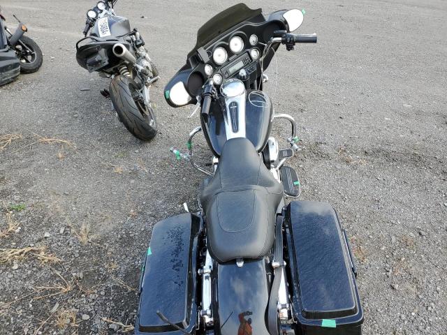 2011 HARLEY-DAVIDSON FLHX - 5HD1KB4A7BB616614