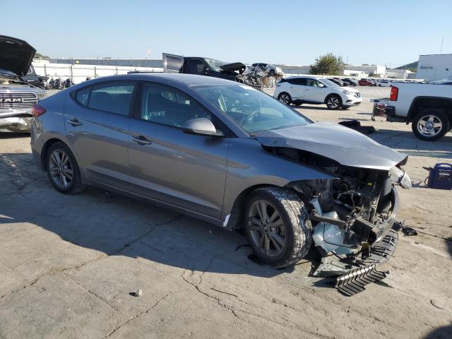 2018 HYUNDAI ELANTRA SE - 5NPD84LF3JH329409