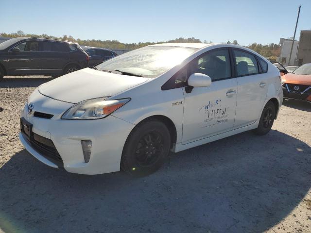 VIN JTDKN3DU3E1795877 2014 Toyota Prius no.1