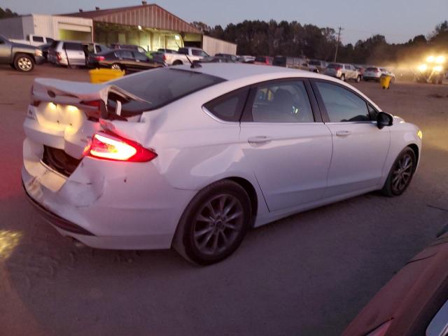 VIN 3FA6P0HD8HR240363 2017 Ford Fusion, SE no.3