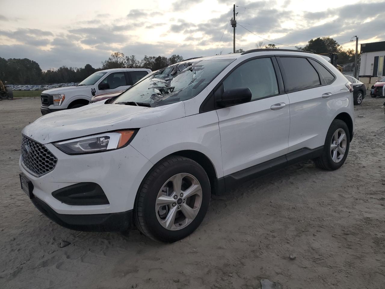 Lot #2945059277 2023 FORD EDGE SE