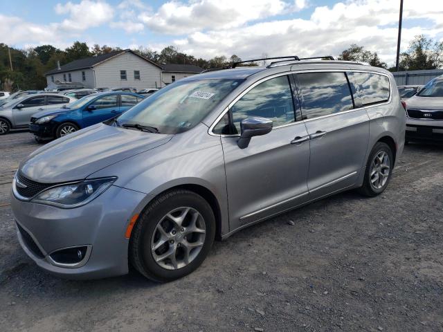 VIN 2C4RC1GG6HR812203 2017 Chrysler Pacifica, Limited no.1