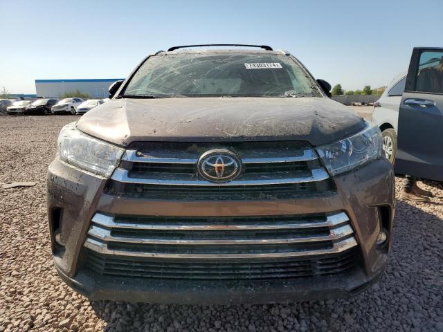 VIN 5TDDZRFHXKS995900 2019 Toyota Highlander, Limited no.5