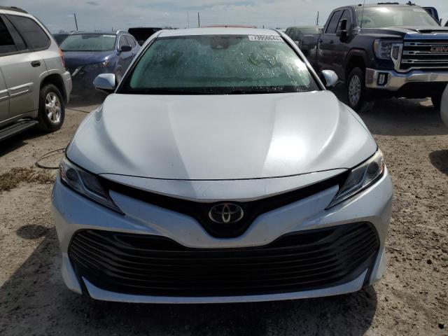 VIN 4T1B11HK5KU815707 2019 Toyota Camry, L no.5