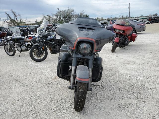 2018 HARLEY-DAVIDSON FLHXSE CVO 1HD1PXL10JB956435