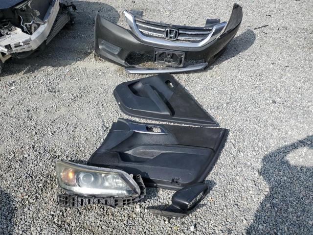 VIN 1HGCR2F3XDA269589 2013 Honda Accord, LX no.12