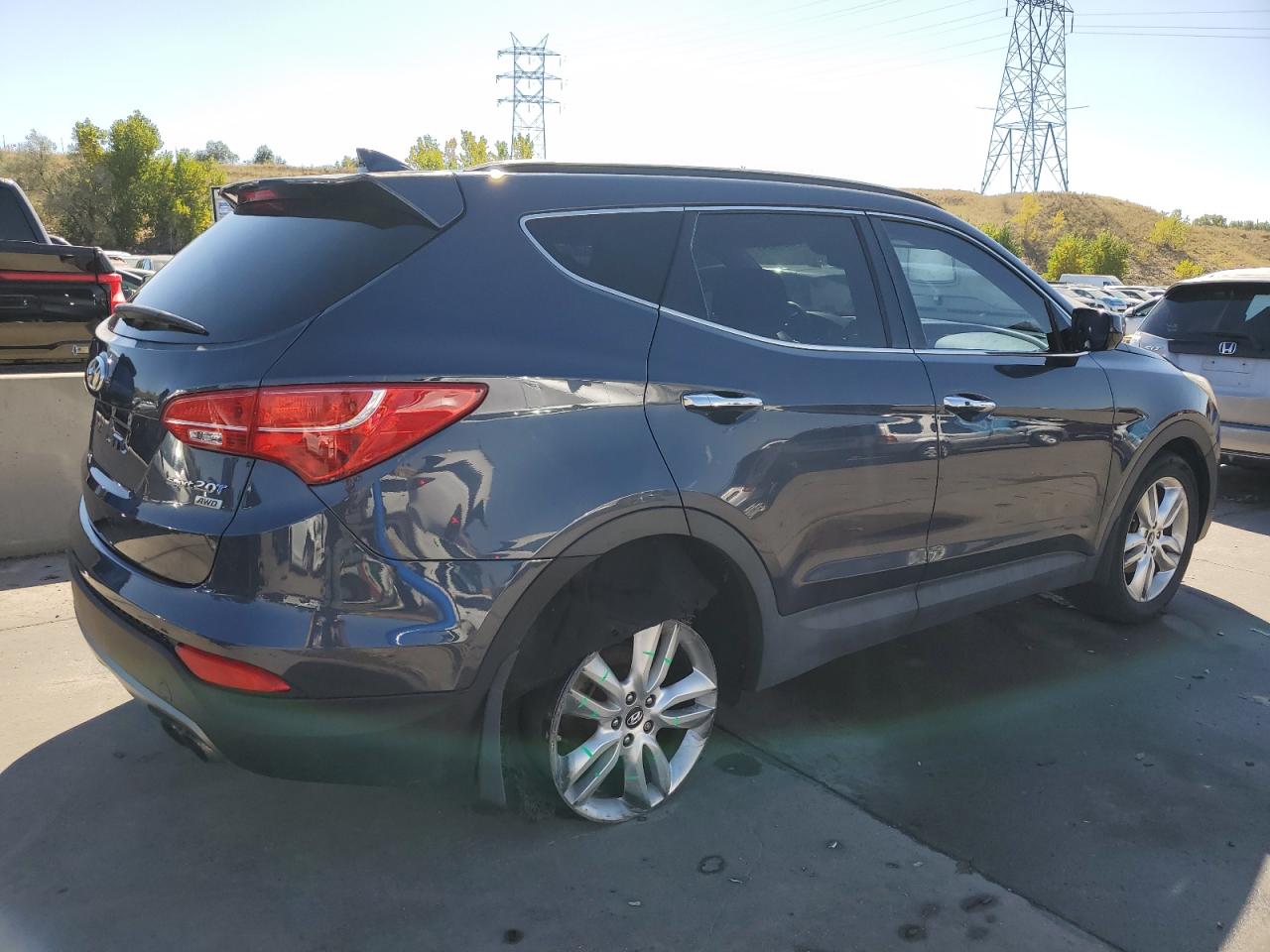 Lot #2907653645 2013 HYUNDAI SANTA FE S