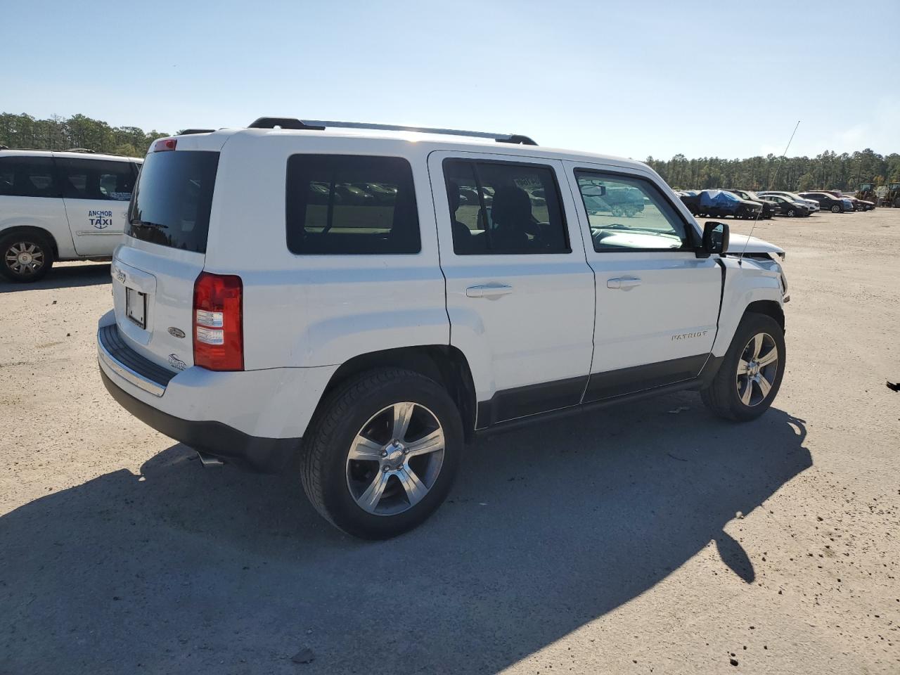 Lot #2962398024 2016 JEEP PATRIOT LA