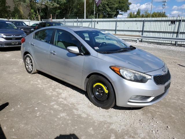 VIN KNAFX4A80E5052768 2014 KIA Forte, EX no.4