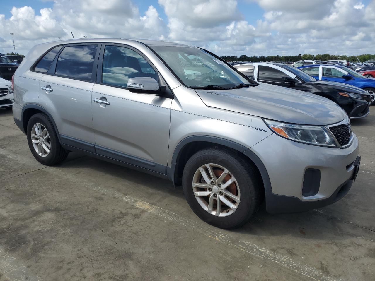 Lot #3027014775 2015 KIA SORENTO LX