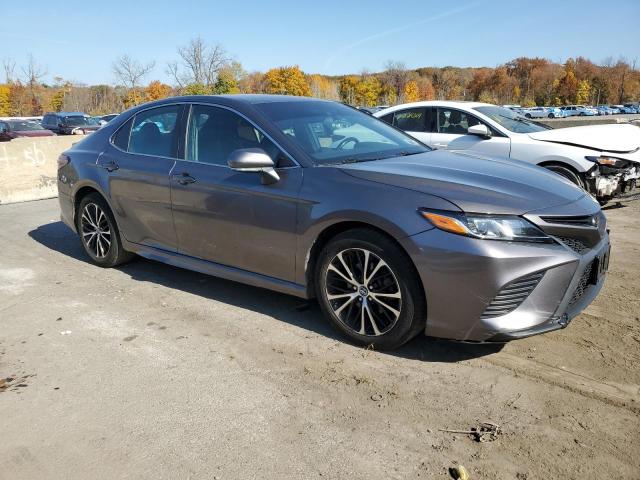 VIN 4T1B11HK4JU658539 2018 Toyota Camry, L no.4