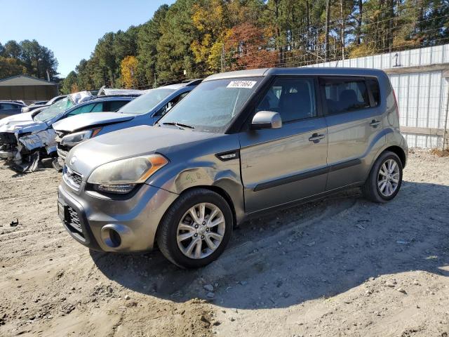 VIN KNDJT2A57D7606801 2013 KIA SOUL no.1