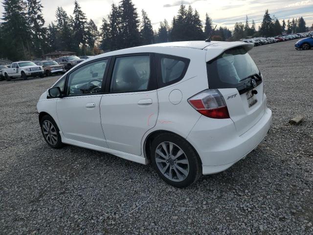 HONDA FIT SPORT 2013 white  gas JHMGE8H5XDC068078 photo #3