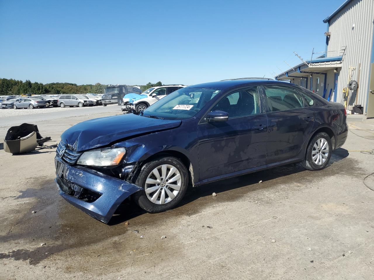 Lot #2912008645 2013 VOLKSWAGEN PASSAT S