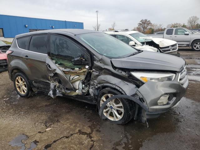 2017 FORD ESCAPE SE - 1FMCU0GD7HUB88073