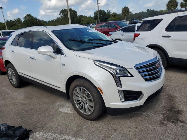 VIN 1GYKNCRS1JZ203308 2018 Cadillac XT5, Luxury no.4