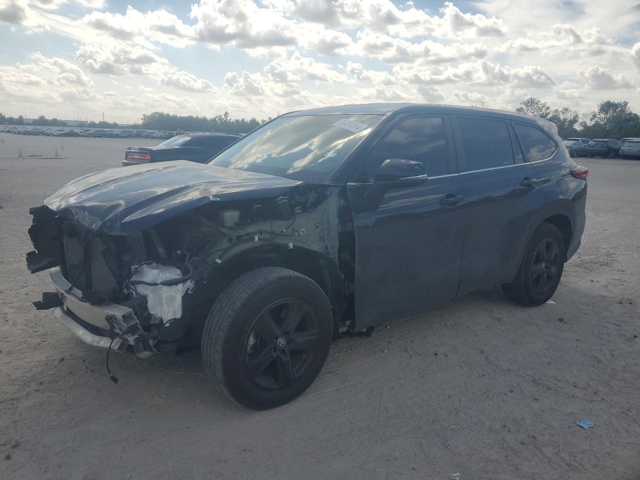 Lot #2989333711 2023 TOYOTA HIGHLANDER