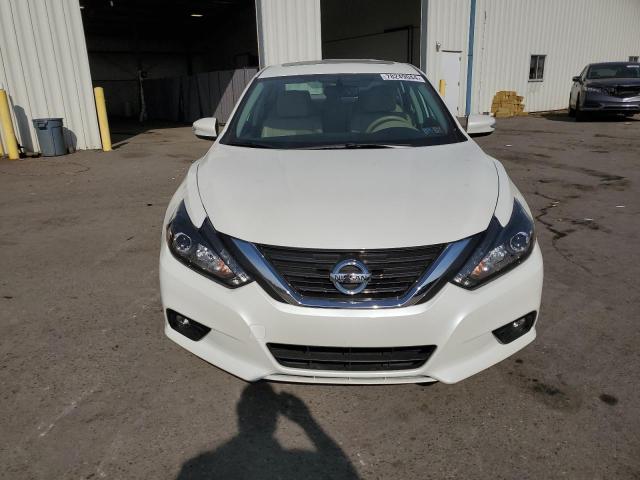 VIN 1N4AL3AP5HC131563 2017 Nissan Altima, 2.5 no.5